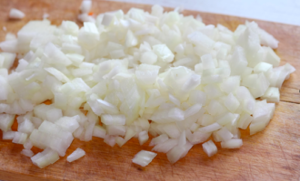 Классический рецепт солянки с колбасой и картошкой