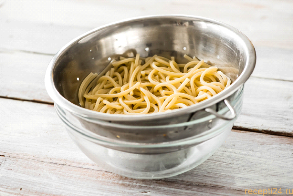 Как варить спагетти в кастрюле