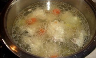 Сколько варить курицу для супа