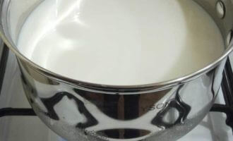 Манная каша на молоке и воде